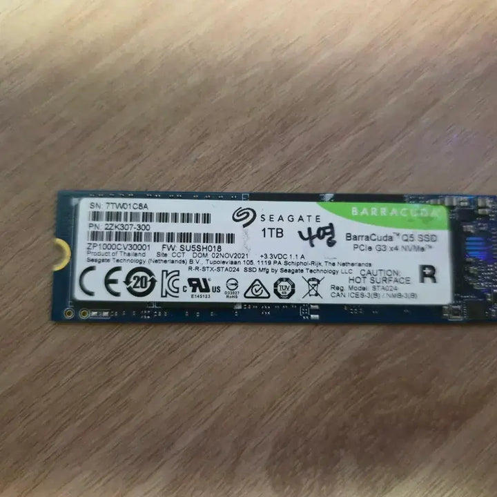 [BUNJANG] Seagate Barracuda Q5 1TB NVMe M.2 SSD / 바라쿠다 Q5 ssd 1tb 윈도우 10 정품 내장