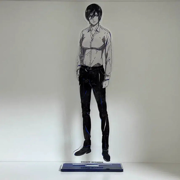 [BUNJANG] Attack on Titan Mikasa Ackerman Acrylic Stand Set / 진격의거인 미카사 아크릴 스탠드 4종 일괄