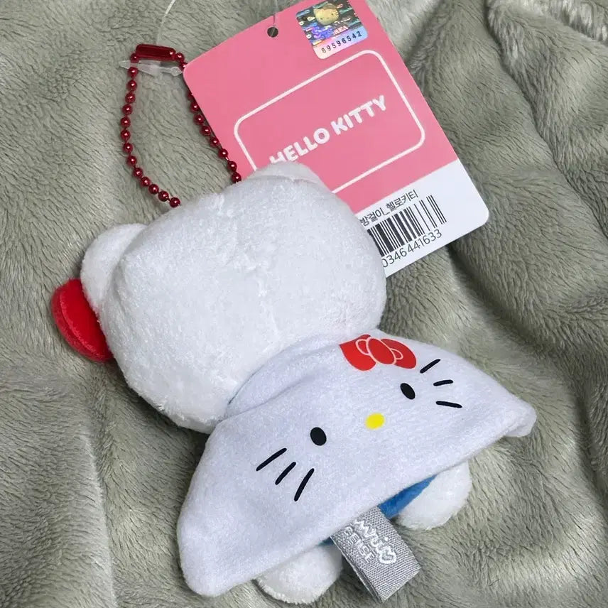 [BUNJANG] Sanrio Hello Kitty Cardigan Costume Plush Keychain / 택0,새상품) 산리오 헬로키티 가디건 코스튬 인형 키링