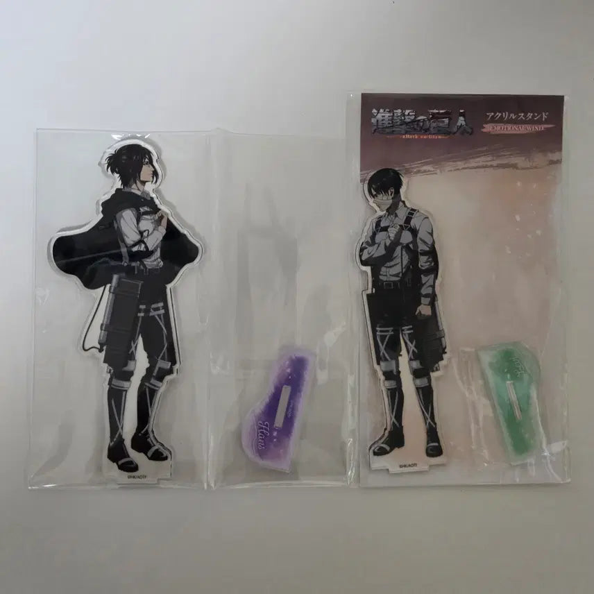 [BUNJANG] Attack on Titan Levi &amp; Hange Acrylic Set / 진격의 거인 리바이, 한지 아크릴 세트