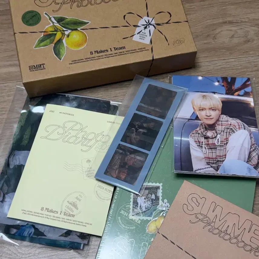 [BUNJANG] ATEEZ 2024 Summer Photobook / ATEEZ 에이티즈 2024 SUMMER 포토북