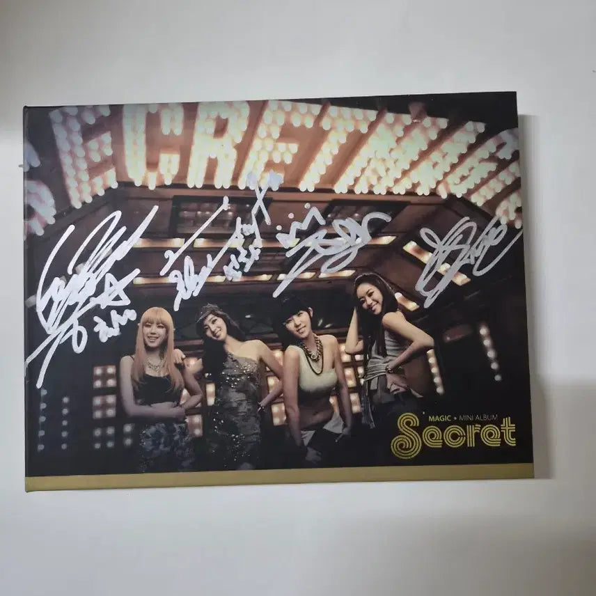 [BUNJANG] Secret Magic Mini Album Signed CD / 비매 홍보용)시크릿 Secret 매직 미니앨범 사인반cd 입니다