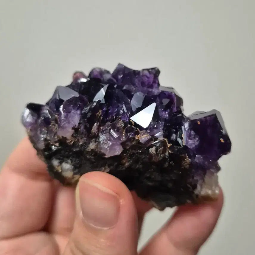 [BUNJANG] Deep Amethyst Cluster Crystal - Natural Birthstone / 하루만세일!포도주빛 자수정! 클러스터 원석 결정 광물 탄생석