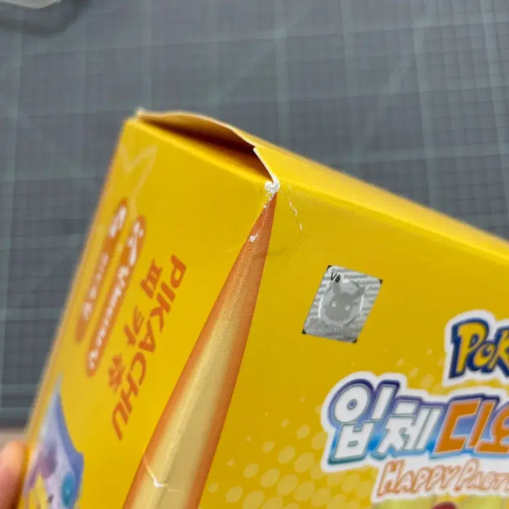 [BUNJANG] Pokemon 3D Diorama Happy Party DIY Figure Pikachu &amp; Sylveon Bundle Set / 포켓몬스터 입체 디오라마 해피파티 DIY 피규어 피카츄 님피아
