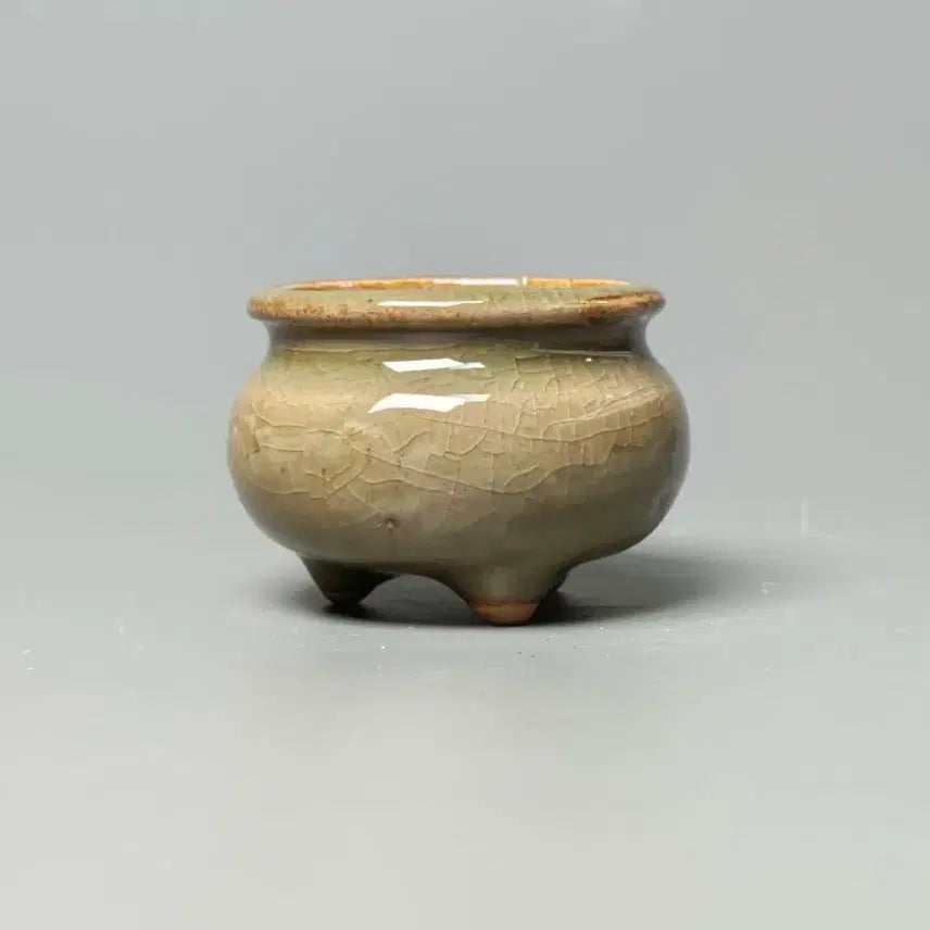 [BUNJANG] Chinese Celadon Porcelain Tripod Censer - Late Qing Dynasty / Republic Era / [진품] 청말 민국 용천요 청자 삼족향로 중국도자기 골동품 수집품
