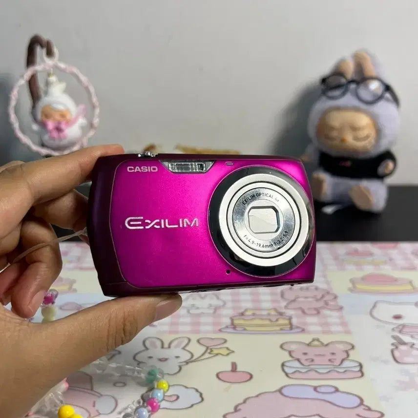 [BUNJANG] Casio EXILIM EX-S8 Pink CCD Slim Digital Camera / 카시오 EX-S8 핑크 (CCD 센서 / 초슬림 바디 / 2.7인치 LC