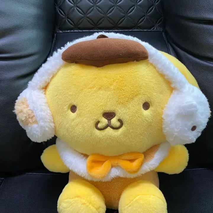 [BUNJANG] Sanrio Pompompurin Earmuff Plush Doll / 산리오 폼폼푸린 귀마개 봉제인형