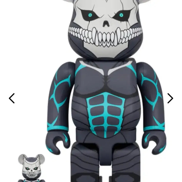 [BUNJANG] Kaiju No. 8 Bearbrick 400% 100% Set (Sealed) / 미개봉 괴수8호 베어브릭 400% 100%