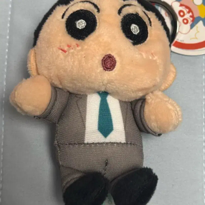 [BUNJANG] Crayon Shin-chan Office Worker Shin-chan Plush Keychain / <인형뽑기 상품> 짱구는 못말려 회사원 짱구 인형 키링
