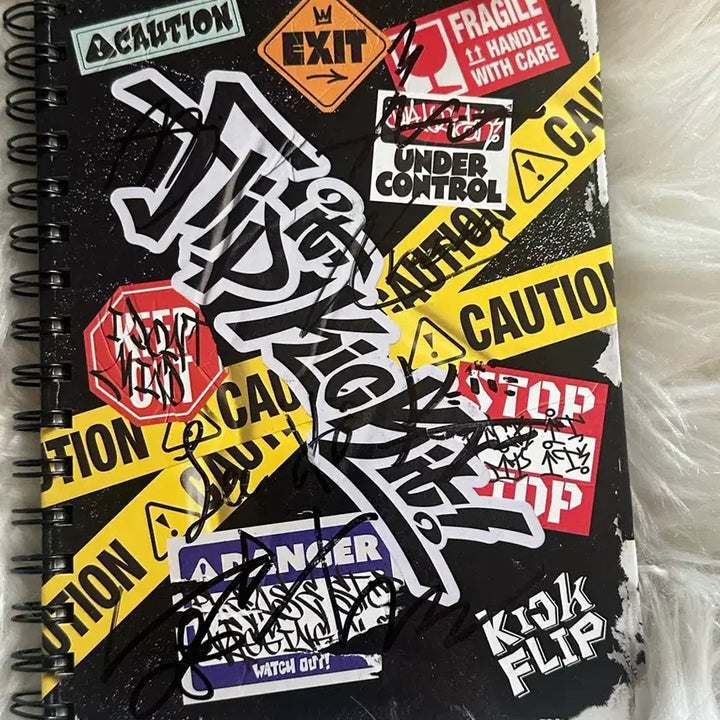 [BUNJANG] Kick Flip Autographed Album / 킥플립 Kick Flip 친필 싸인앨범
