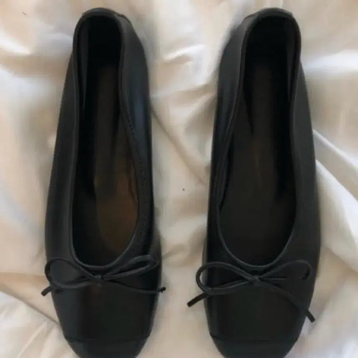 [SOLD OUT] 블랙 플랫슈즈 230