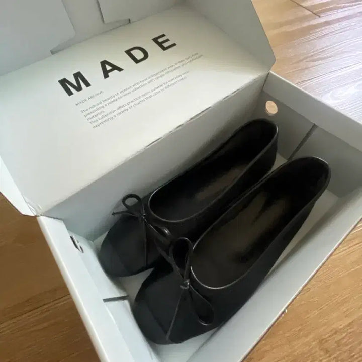 [SOLD OUT] 블랙 플랫슈즈 230