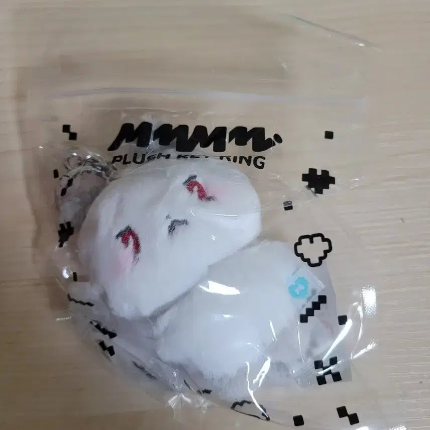 [BUNJANG] PLAVE Eunho Mmemimu Mmo Keyring (Sealed) / 플레이브 은호 므메미무 므모 키링 미개봉 양도
