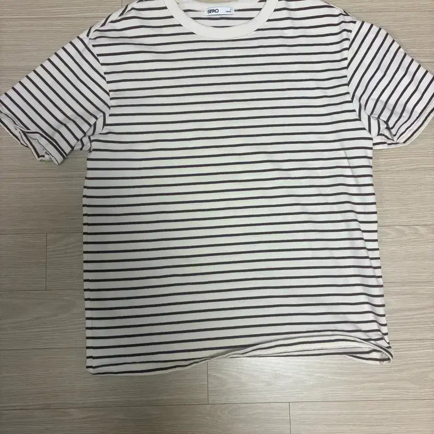 [BUNJANG] Striped Short Sleeve T-Shirt / 스트라이프 반팔 티셔츠