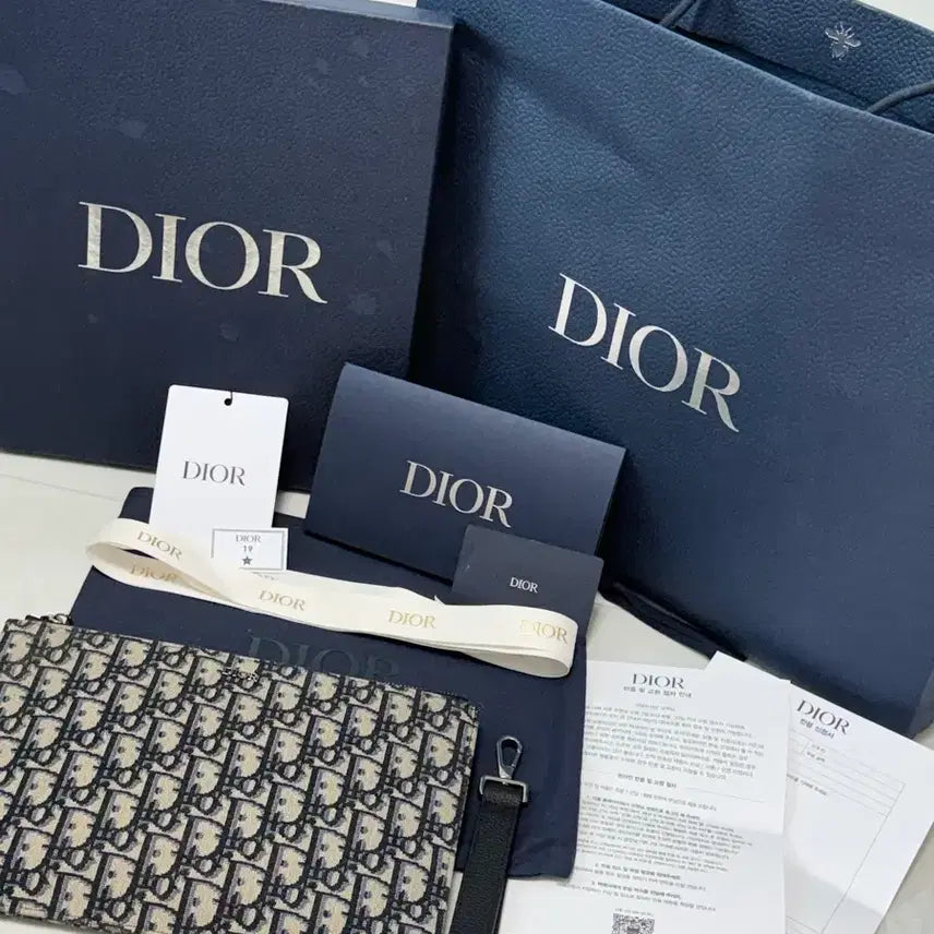 [BUNJANG] Dior Oblique A5 Clutch Bag / [정품]디올 오블리크 a5 클러치백 (새상품급)