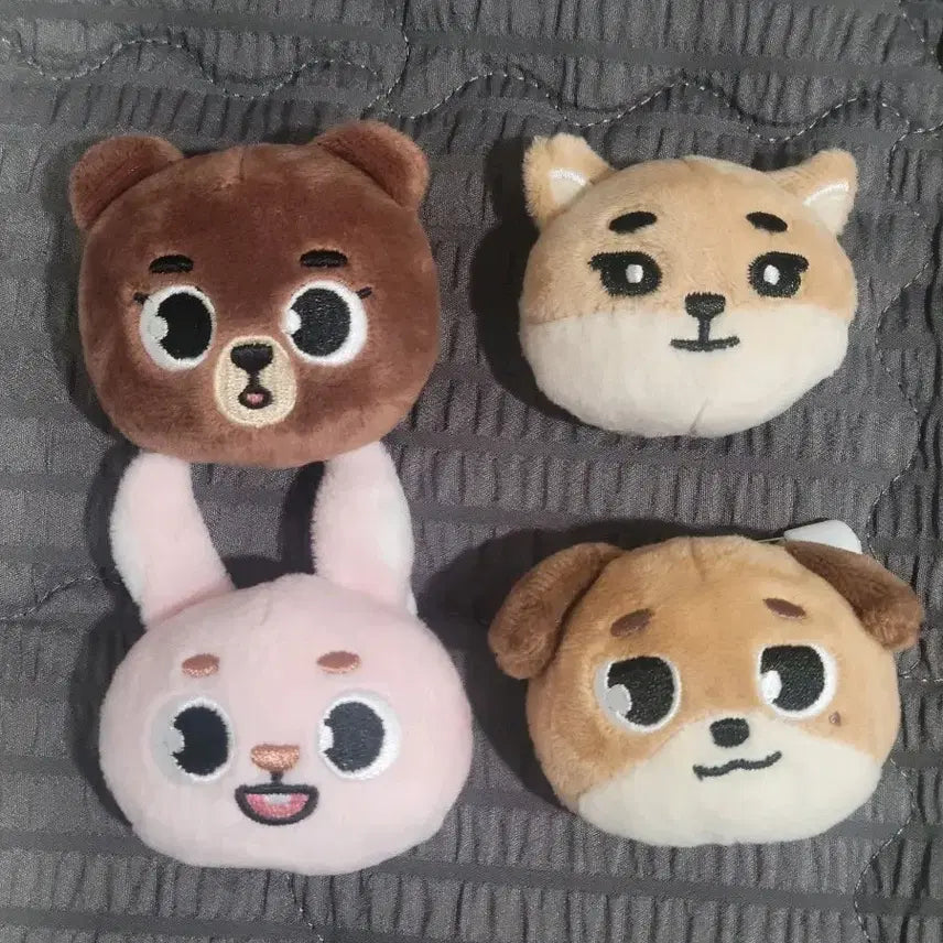 [BUNJANG] Day6 Tokyo Soft Toy Badge Bundle Set / 데이식스 도쿄 소프트 토이 뱃지(방케필돈 일괄)