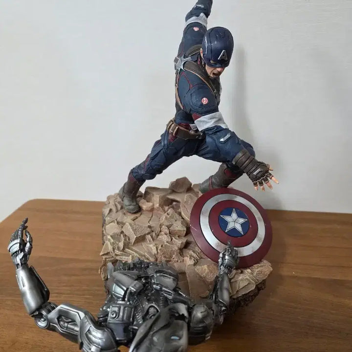 [BUNJANG] Iron Studios x PiziiToys Marvel Captain America Figure / 마블 캡틴아메리카 피규어 Iron Studios /PiziiToys