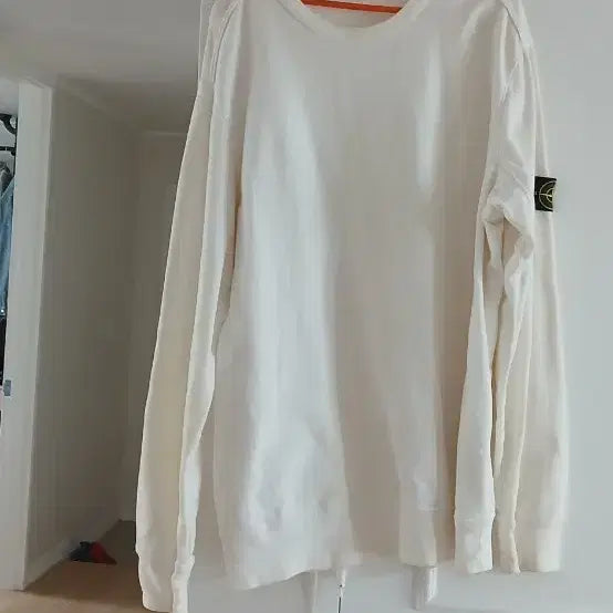 [BUNJANG] Stone Island Sweatshirt White 3XL / 스톤아일랜드 맨투맨 화이트.정품 인증완료.3XL. 사용감 거의 없음.