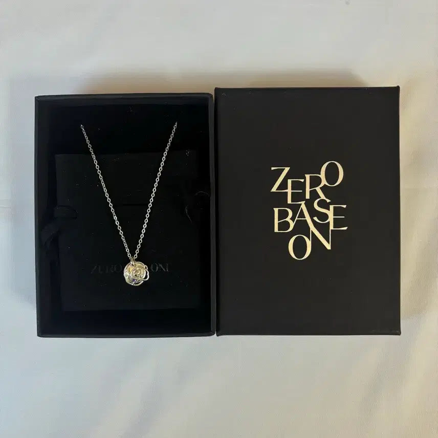 [BUNJANG] ZEROBASEONE Zerose Necklace MD / 제베원 제로베이스원 제로즈 목걸이 엠디 MD