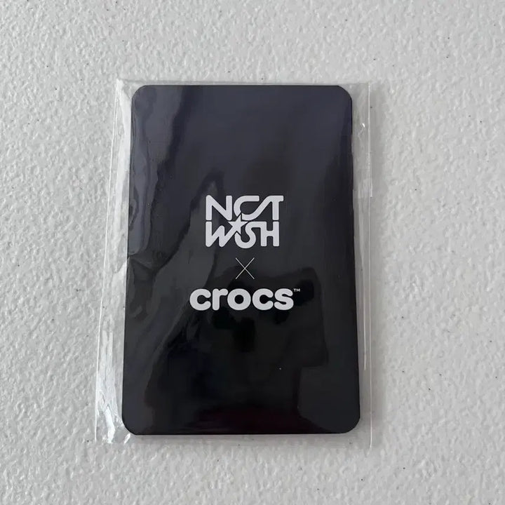 [BUNJANG] NCT WISH Crocs Photocard Set (Sealed) / 엔시티 위시 크록스 포카 포토카드 세트 (미개봉)