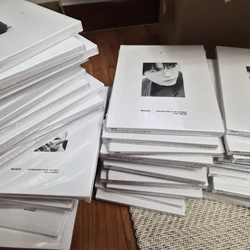 [SOLD OUT] 제로베이스원 Ascend- 미개봉 11ver. 랜덤 25매 일괄