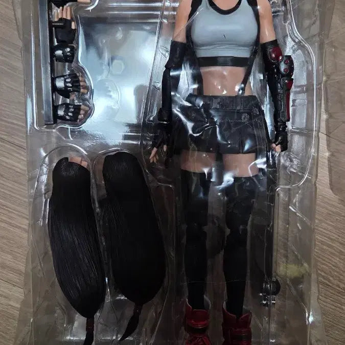 [BUNJANG] Final Fantasy VII Tifa Lockhart Face Adjusted Version Play Arts Kai Figure / 플레이아츠 파이널 판타지7 티파 록하트 얼굴수정버전