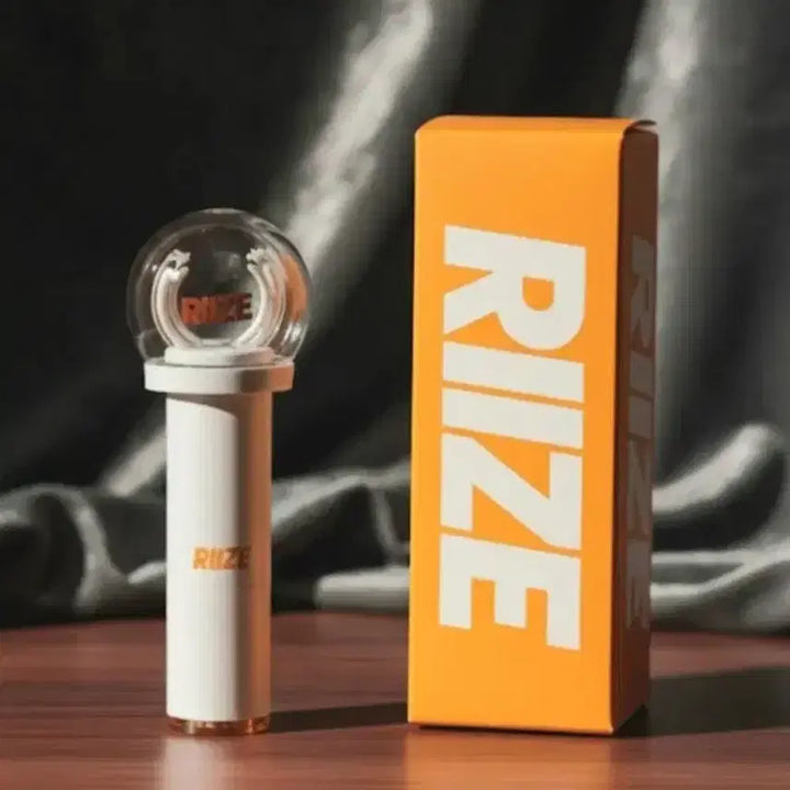 [BUNJANG] RIIZE Fanxy Signal Cheering Stick and Beads Bundle Set (Sealed) / 미개봉새제품 일괄] RIIZE 라이즈 팬시그널 응원밤과 비즈