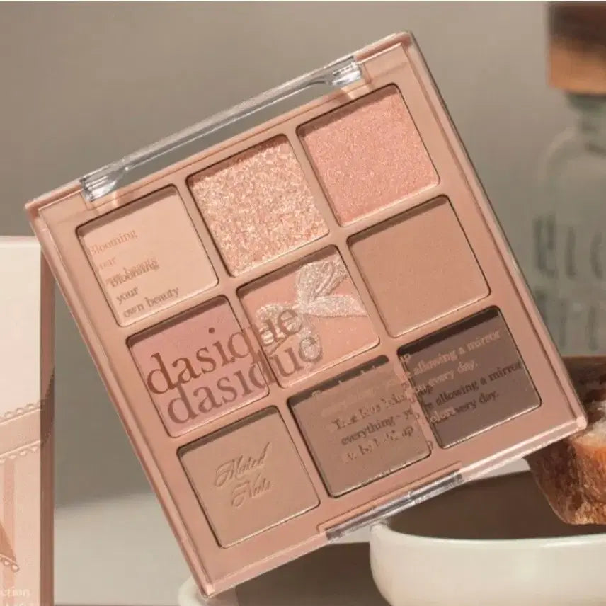 [BUNJANG] Dasique Shadow Palette 24 Muted Nuts (2-Piece Set) / 데이지크 섀도우 팔레트 24 뮤티드 넛츠*2개
