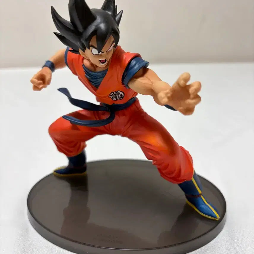 [BUNJANG] Dragon Ball Son Goku Figure / 드래곤볼 손오공 피규어