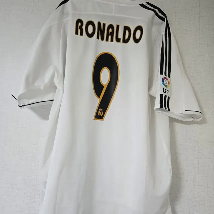 [BUNJANG] Ronaldo 03-04 Real Madrid Home Jersey XL / 해외XL/레알 홈 03-04 호나우두 유니폼