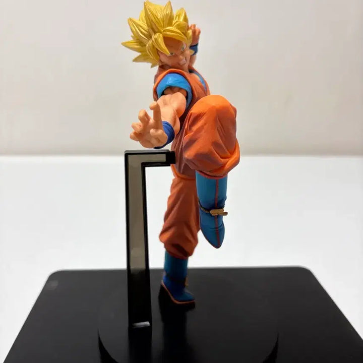 [BUNJANG] Dragon Ball Son Goku Figure / 드래곤볼 손오공 피규어