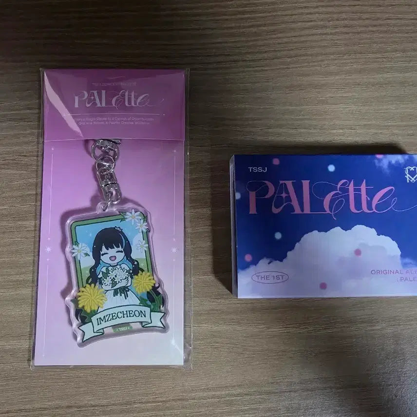 [BUNJANG] Im Jaecheon Acrylic Standee &amp; Album Bundle / 틈새시장 앨범 및 임재천 아크릴 판매