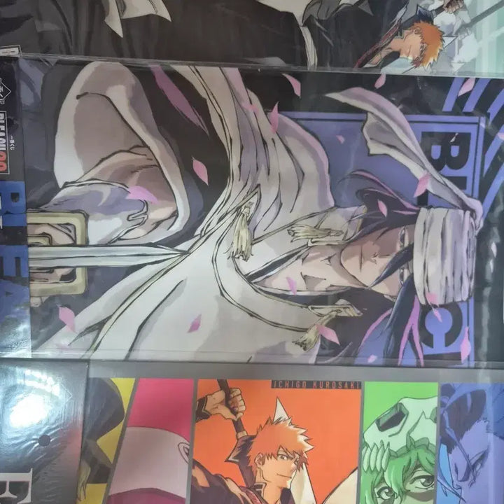 [BUNJANG] Bleach 20th Anniversary Ichigo Aizen Ulquiorra Byakuya Poster Bundle Set / 8장일괄)블리치 쿠지 포스터 아이젠 우르키오라 이치고 바쿠야 양도 판매