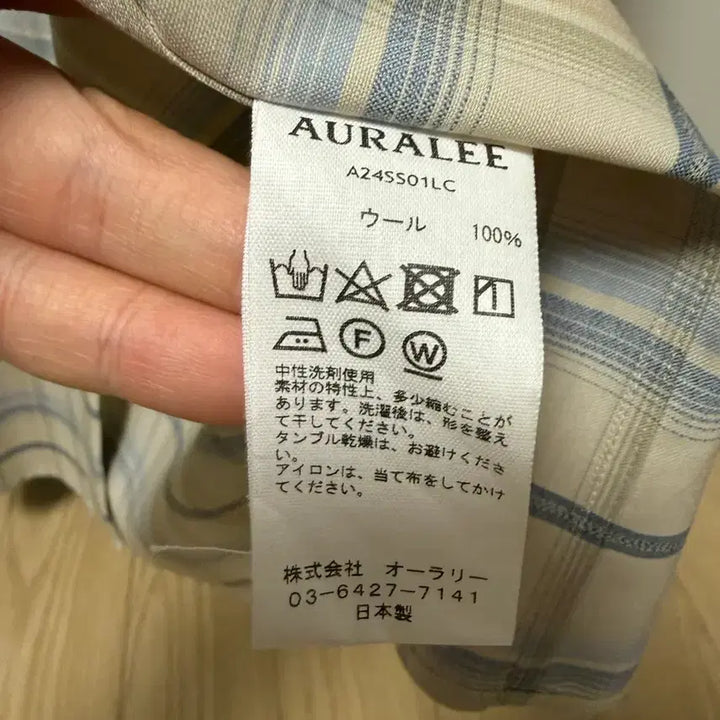[SOLD OUT] 오라리 AURALEE 슈퍼라이트 울 체크 셔츠 라이트베이지 24SS/4