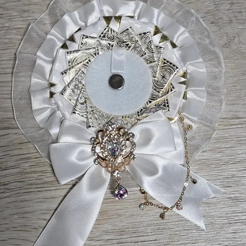 [BUNJANG] Handmade Ita Bag Charm White Rosette Ribbon Keychain / (추가금X) 수제 주문제작 이타백 리본 로제트 키링 ㅡ 화이트