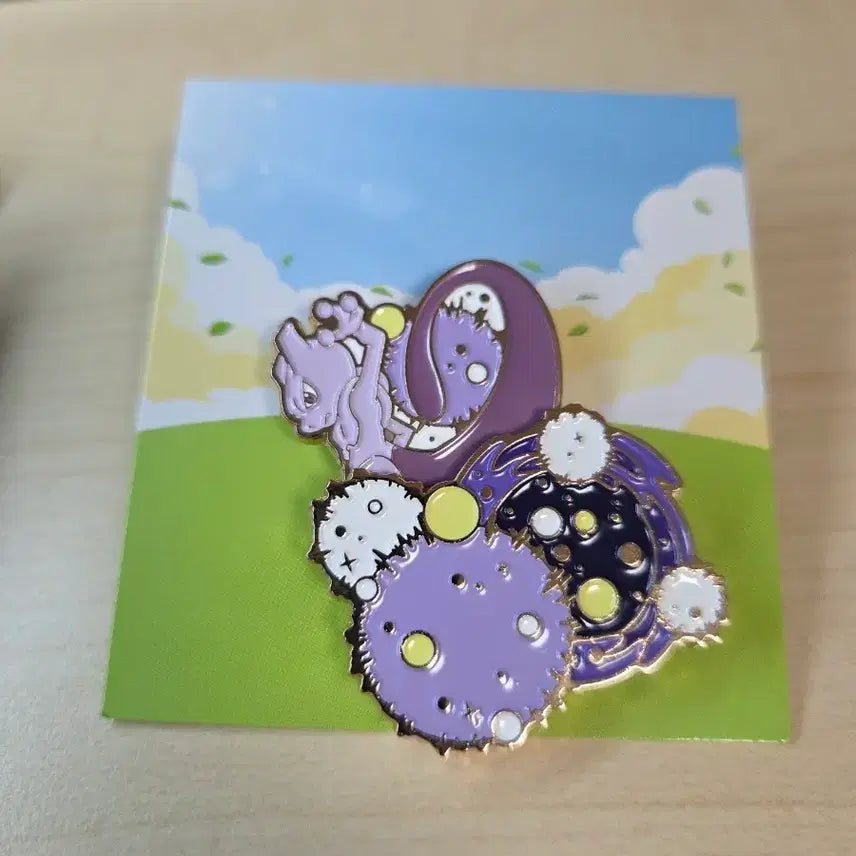[BUNJANG] Isaac Toast x Pokemon Mewtwo Badge / 이삭토스트 포켓몬스터 뮤츠 뱃지