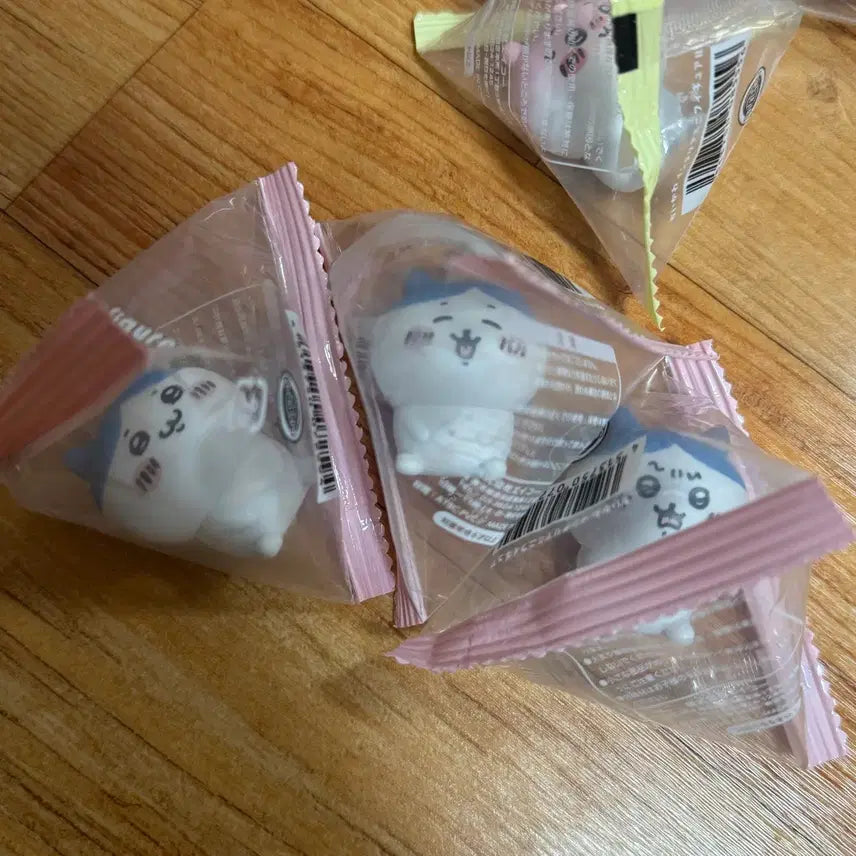 [BUNJANG] Chiikawa Interior Mini Figure Set (Series 1 &amp; 2) / 치이카와 인테리어 피규어 미니 피규어 1탄,2탄