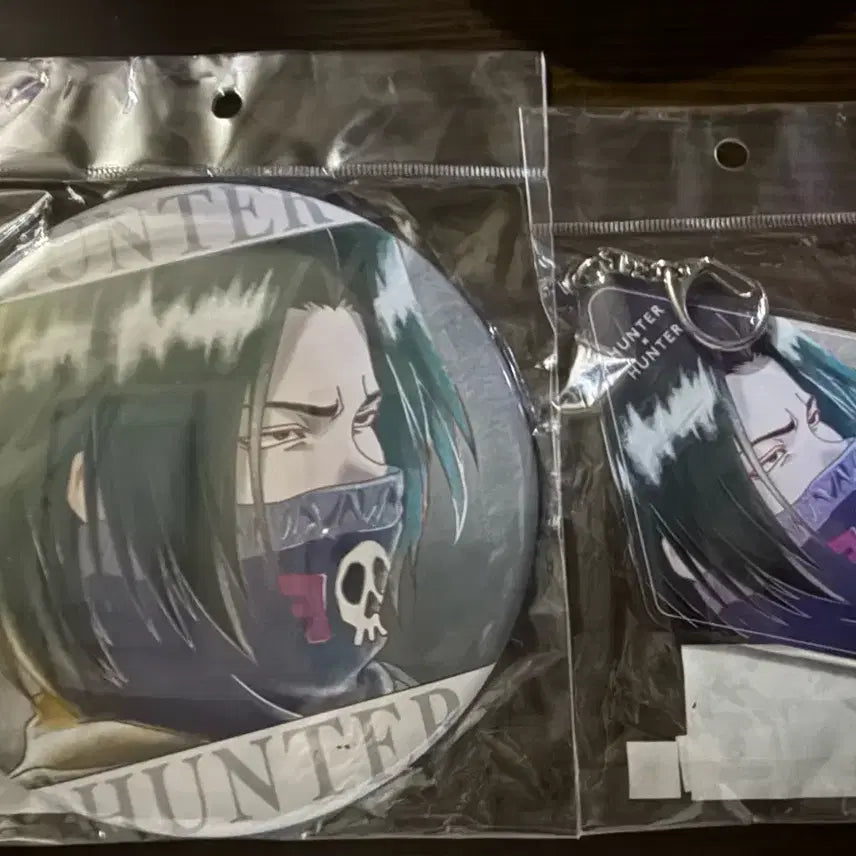 [BUNJANG] Hunter x Hunter Feitan Large Badge &amp; Acrylic Keyring Bundle / 급처)헌헌 헌터헌터 페이탄 대왕뱃지, 아크릴키링 일괄 급처합니다ㅠ