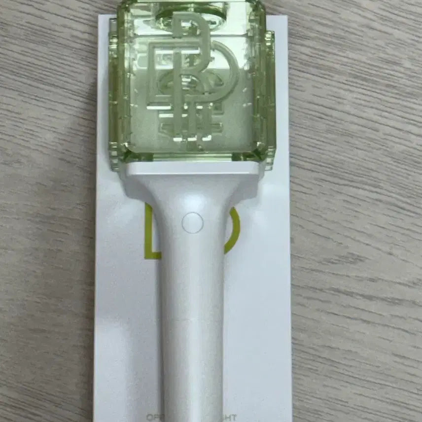 [BUNJANG] NCT Official Lightstick "Neozone" Ver.2 / 엔시티 응원봉 믐뭔봄