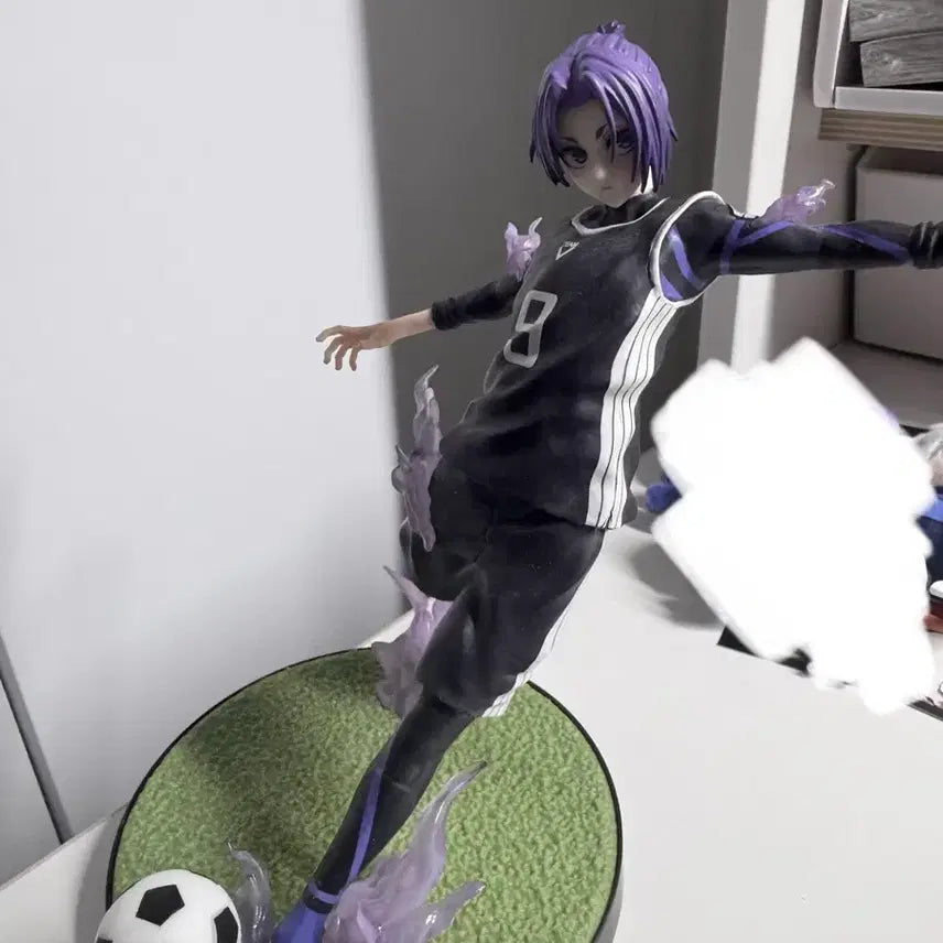 [BUNJANG] Blue Lock Isagi Yoichi D Prize Kuji Figure (Box Included) / 급처, 주말까지 할인) 블루록 레오 쿠지 피규어 D상 (박스포함)