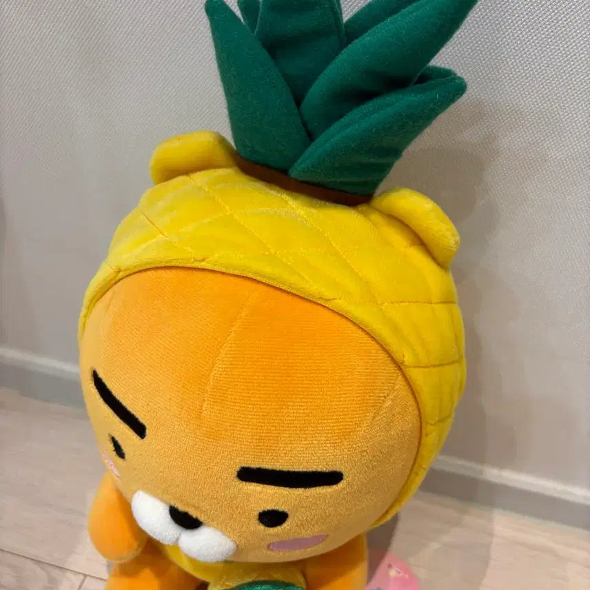 [BUNJANG] Kakao Friends Ryan Pineapple Plush - Limited Edition / [한정판]카카오프렌즈 라이언 파인애플 인형