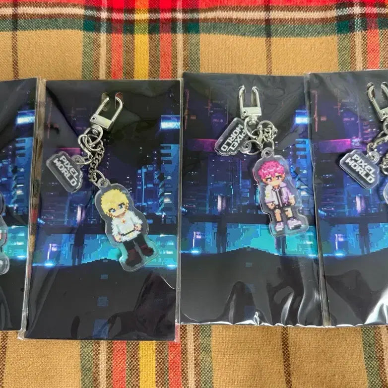 [BUNJANG] PLAVE Pixel World Keyring (YeJun, Noah, Bambi, EunHo) - Sealed / 플레이브 픽셀월드 키링 미개봉(예준,노아,밤비,은호)