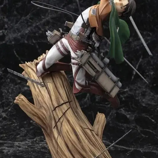 [BUNJANG] Kotobukiya Levi Scale Figure (Attack on Titan) / 진격의 거인 코토부키야 리바이 스케일 피규어