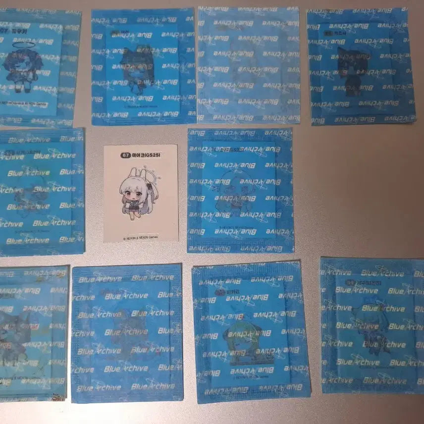 [BUNJANG] Blue Archive Sticker Collection (11 Types) / 블루아카이브 띠부씰 11종