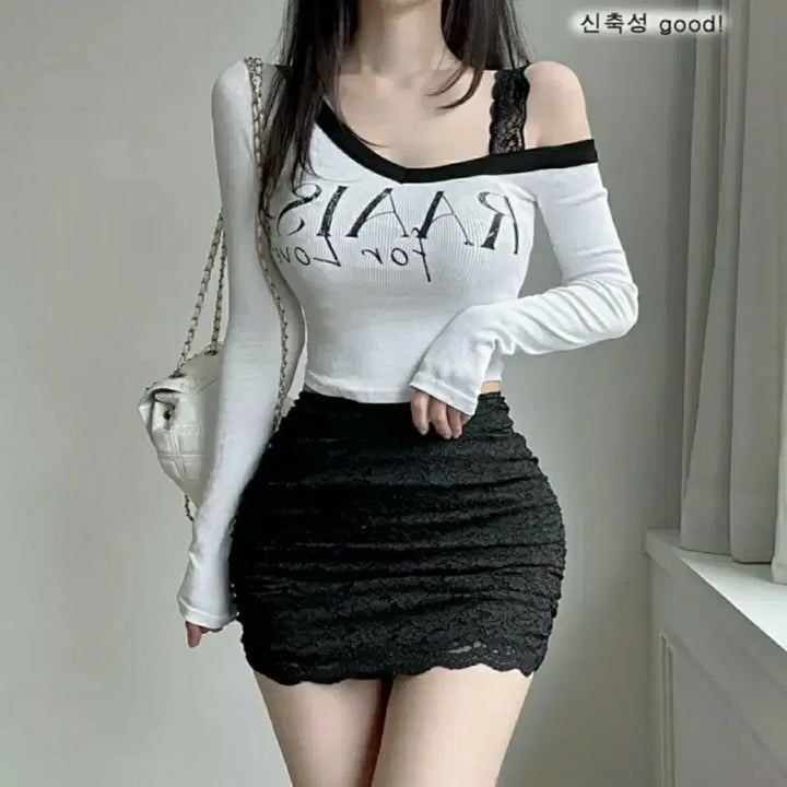[BUNJANG] White Off-Shoulder Cropped Long Sleeve T-Shirt / 화이트 오프숄더 긴팔티셔츠 에이블리 크롭티셔츠