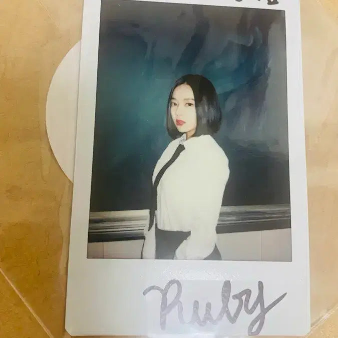 [BUNJANG] Yeon-ae Hyeok-myeong Ruby Polaroid / 연애혁명 이루비 폴라로이드