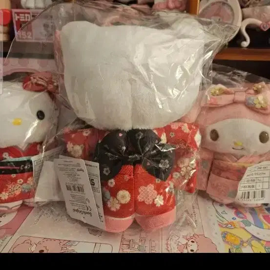 [BUNJANG] Sanrio Original Kimono Kitty Plush Doll / 산리오 오리지널 기모노 키티 누이인형