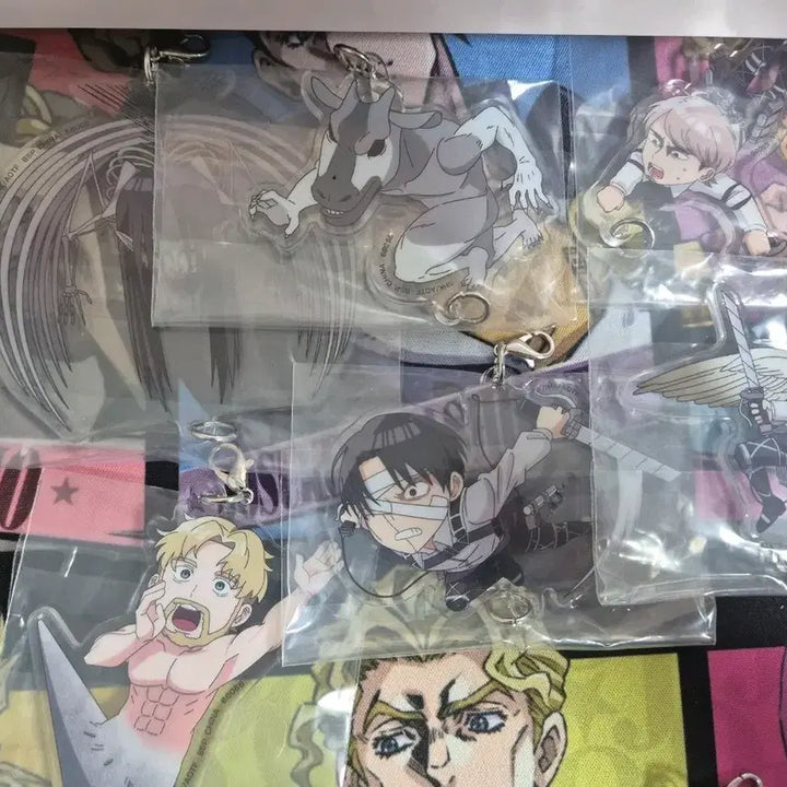 [BUNJANG] Attack on Titan Daerong Acrylic Bundle Set / 진격의거인 f상 대롱 아크릴 일괄