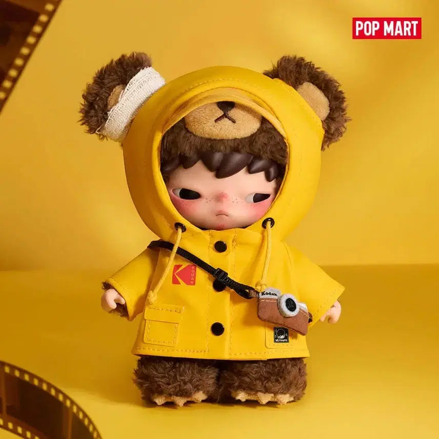 [BUNJANG] Pop Mart Hirono Kodach Raincoat Bear Doll Keychain (Sealed) / [팝마트 정품/미개봉/현물O] 히로노 코닥 레인코트 곰인형 키링