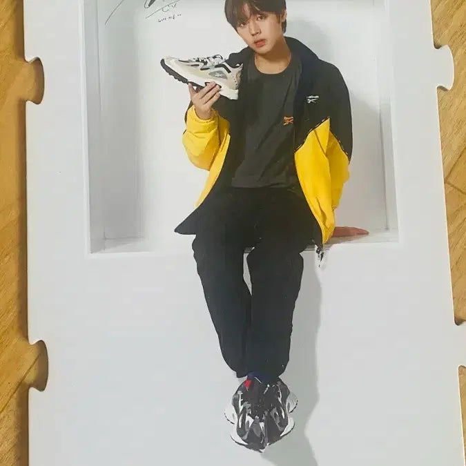[BUNJANG] Reebok Wanna One Park Ji Hoon Puzzle Bundle Set / 리복 워너원 퍼즐 박지훈